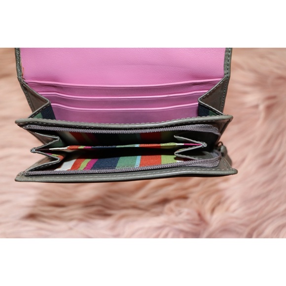 Coach Trifold Wallet Buckle - Picture 8 of 13